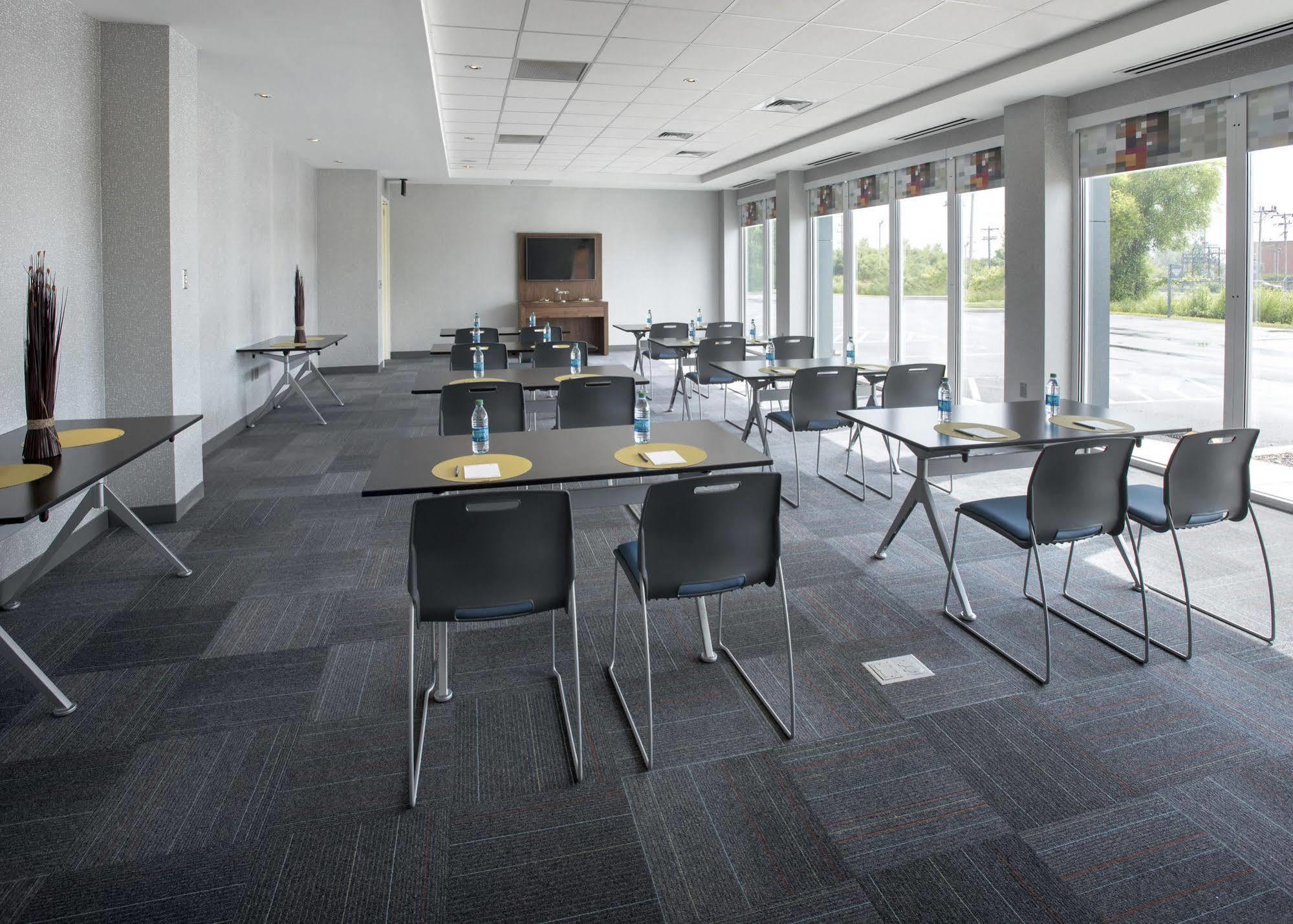 Aloft Buffalo Airport Hotel Cheektowaga